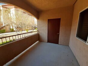 9580 W Reno Ave in Las Vegas, NV - Building Photo - Building Photo