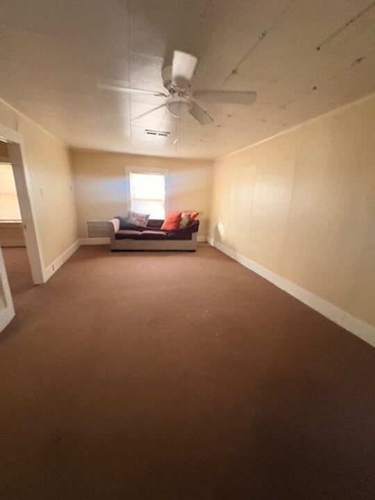 2025 Main St in El Centro, CA - Building Photo