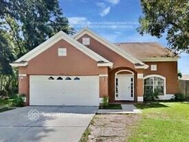 2532 Butterfly Landing Dr in Land O Lakes, FL - Building Photo