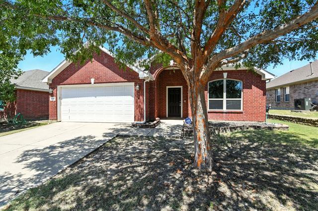 5341 Yampa Trail in Watauga, TX - Building Photo