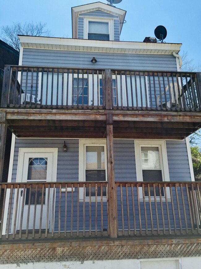 property at 2622 Stella St