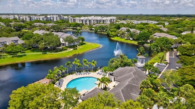 St. Tropez Townhomes & Villas in Plantation, FL - Building Photo - Building Photo