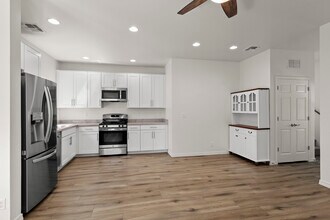 38 E Butler Ave in Flagstaff, AZ - Building Photo - Building Photo