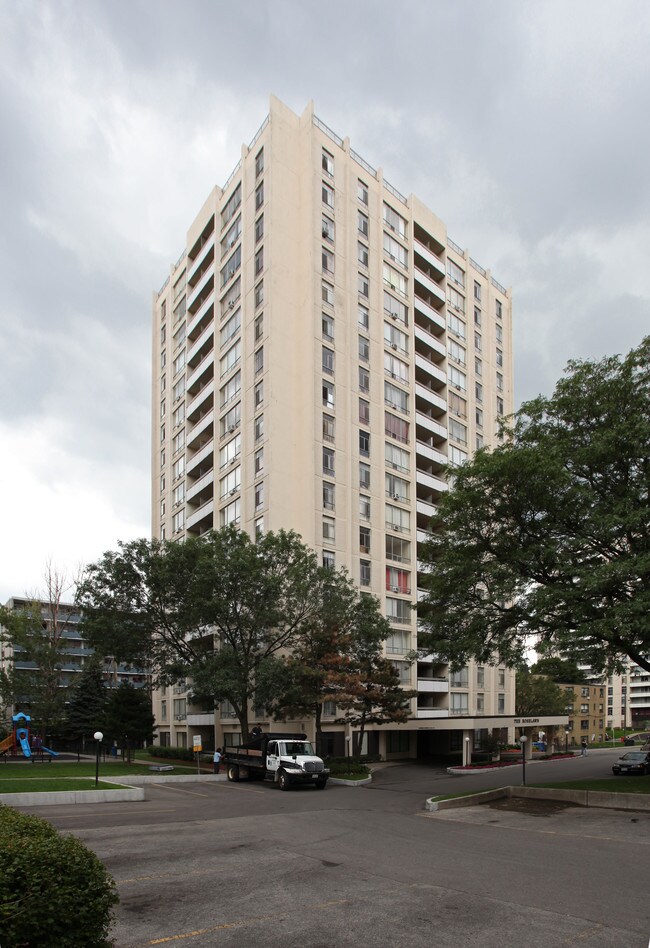 The Roselawn Apartments in Toronto, ON