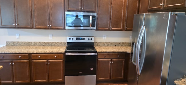 823 Silver Leaf Dr in Winston-Salem, NC - Building Photo - Building Photo