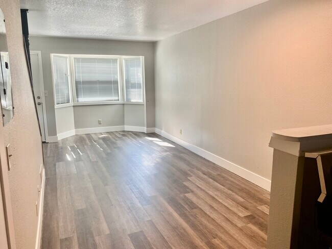 922 Plumas St, Unit 2 in Reno, NV - Building Photo - Building Photo
