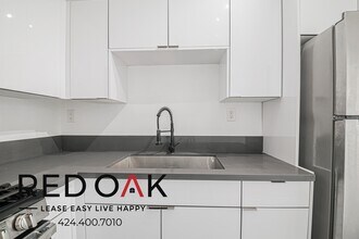 535 S Gramercy Pl in Los Angeles, CA - Building Photo - Building Photo