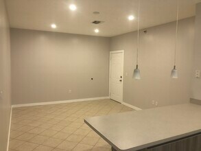2734 Bird Ave, Unit 111 in Miami, FL - Building Photo - Building Photo
