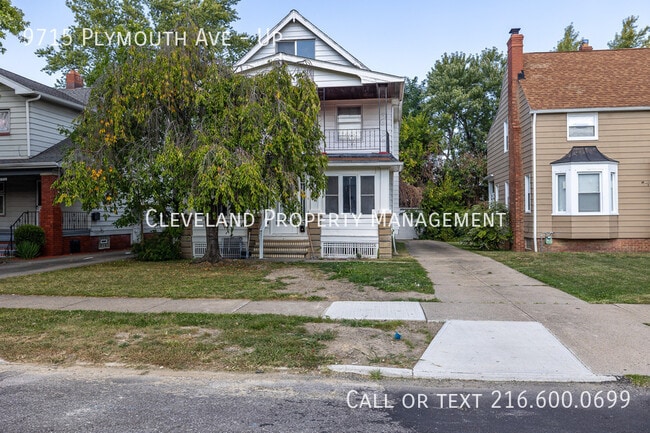9715 Plymouth Ave in Garfield Heights, OH - Building Photo - Building Photo