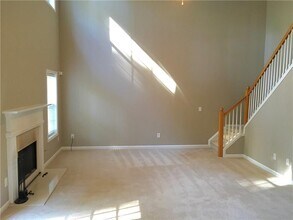233 Hunt Creek Dr in Acworth, GA - Building Photo - Building Photo