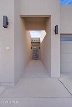 2801 Tierra Garden Dr in El Paso, TX - Building Photo - Building Photo