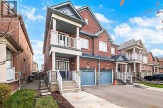 3056 Doyle St in Mississauga, ON - Building Photo - Building Photo