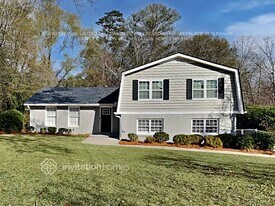 277 Lancelot Way in Lawrenceville, GA - Building Photo