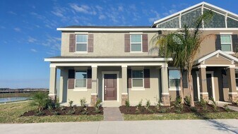 2020 Tohoqua Blvd in Kissimmee, FL - Building Photo