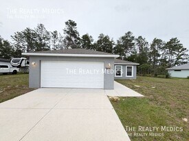 15137 SW 61st Ct in Ocala, FL - Building Photo