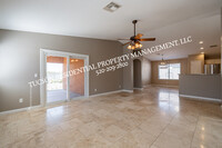 8742 S Desert Valley Way in Tucson, AZ - Foto de edificio - Building Photo