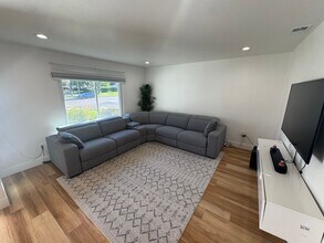 1812 Rhododendron Dr in Livermore, CA - Building Photo - Building Photo