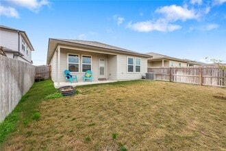 918 Kickapoo Ln in College Station, TX - Building Photo - Building Photo
