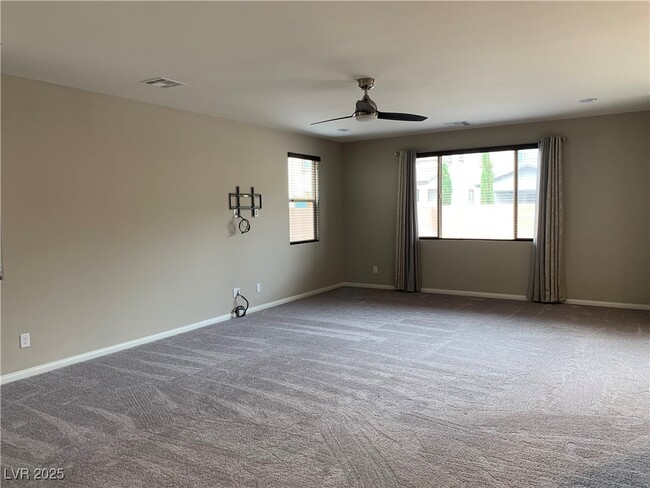 8630 Tortoise Canyon Ct in Las Vegas, NV - Building Photo - Building Photo