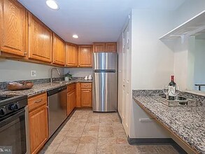 258 Old Forge Crossing in Devon, PA - Building Photo - Building Photo