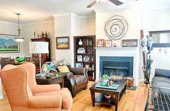 202 Greenview Dr in Chapel Hill, NC - Building Photo - Building Photo