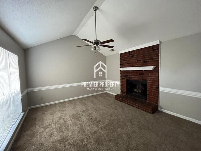 3935 Misty Lake Cove in Memphis, TN - Building Photo - Building Photo