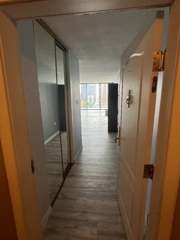 1020 15th St, Unit 19G in Denver, CO - Building Photo - Building Photo