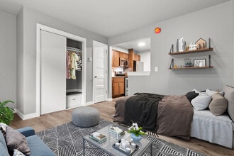 White Rock Apartments in Tacoma, WA - Foto de edificio - Building Photo