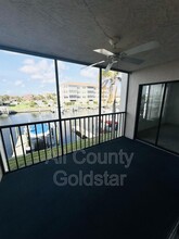 327 Coledway Dr-Unit -F17 in Punta Gorda, FL - Building Photo - Building Photo