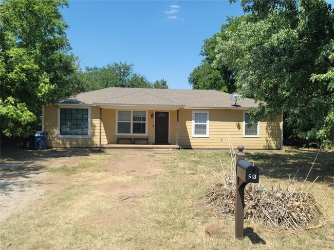 property at 513 Idaho St