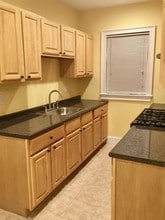 23 New Haven St, Unit 2 in Central Falls, RI - Building Photo - Building Photo