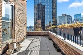 865 United Nations Plaza in New York, NY - Building Photo - Building Photo