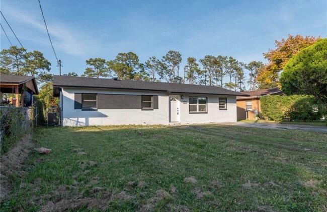 245 Amador Cir in Orlando, FL - Building Photo - Building Photo