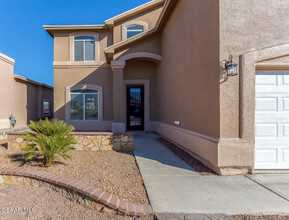 11296 Bullseye St in El Paso, TX - Building Photo - Building Photo