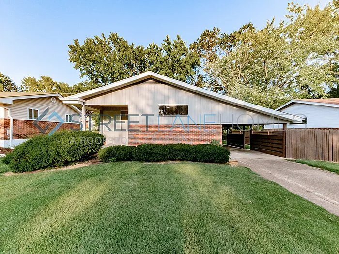 9834 Lawnview Dr in St. Louis, MO - Foto de edificio