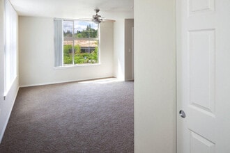 Merlo Station in Beaverton, OR - Building Photo - Building Photo