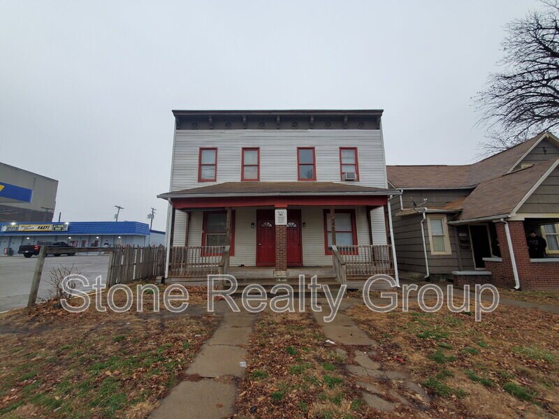 420 S 7th St in Terre Haute, IN - Building Photo