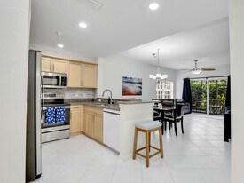 4420 Botanical Pl Cir in Naples, FL - Building Photo