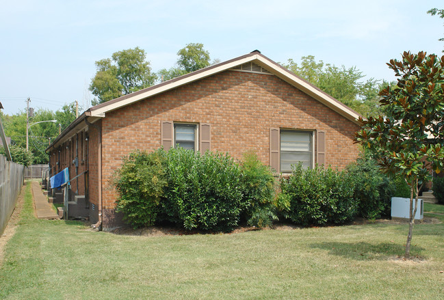 919 Boscobel St in Nashville, TN - Building Photo - Building Photo