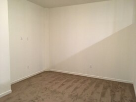 49 Stone St in Rochester, NY - Building Photo