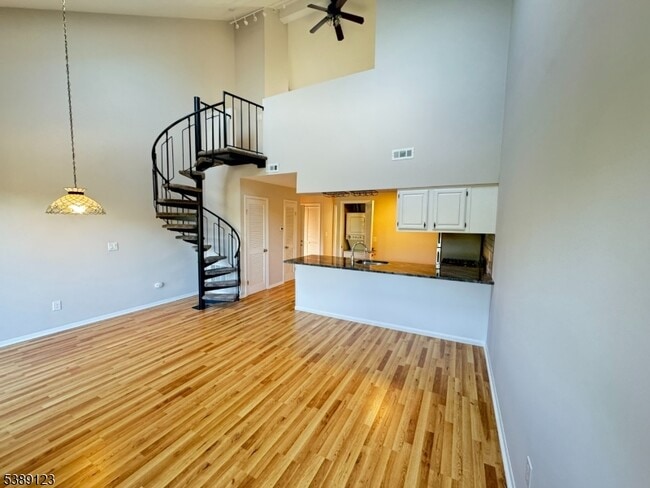 property at 2 Stowe Ct