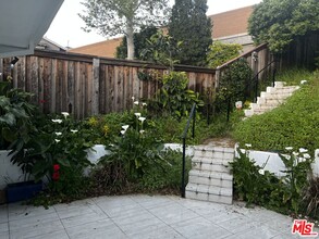 15500 Del Gado Dr in Los Angeles, CA - Building Photo - Building Photo