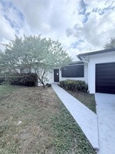 4240 SW 27th St in West Park, FL - Building Photo - Building Photo