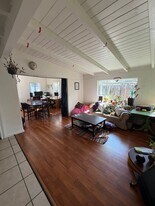 744 M St in Davis, CA - Building Photo