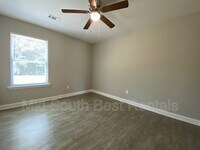 409 Sparrow Rd photo'