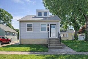 230 Carre Ave in Essington, PA - Building Photo