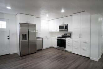 4658 Thayn Dr in West Valley City, UT - Building Photo - Building Photo