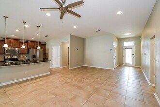 2691 Salt Lake Dr in Jacksonville, FL - Building Photo - Building Photo