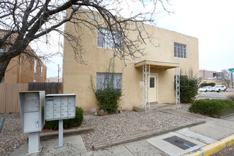 1314 Coal Ave SW in Albuquerque, NM - Building Photo - Building Photo