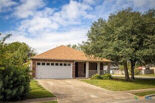 777 Willow Crossing in New Braunfels, TX - Building Photo